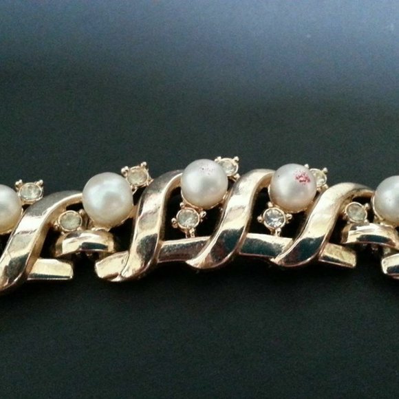 VINTAGE TRIFARI STONYBROOK SET OF NECKLACE EARRINGS PEARL CRYSTALS JEWELRY GOLD - Picture 8 of 10